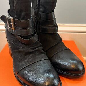 Miz Mooz "Jayce" Women's Black Leather Ankle Boots with Buckle - New with Box
